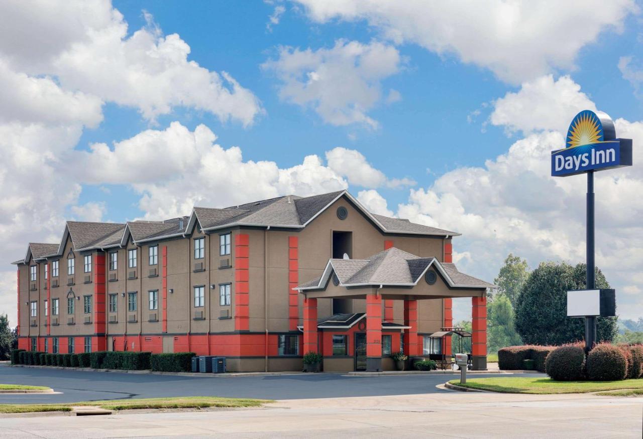 Days Inn By Wyndham North Little Rock Extérieur photo